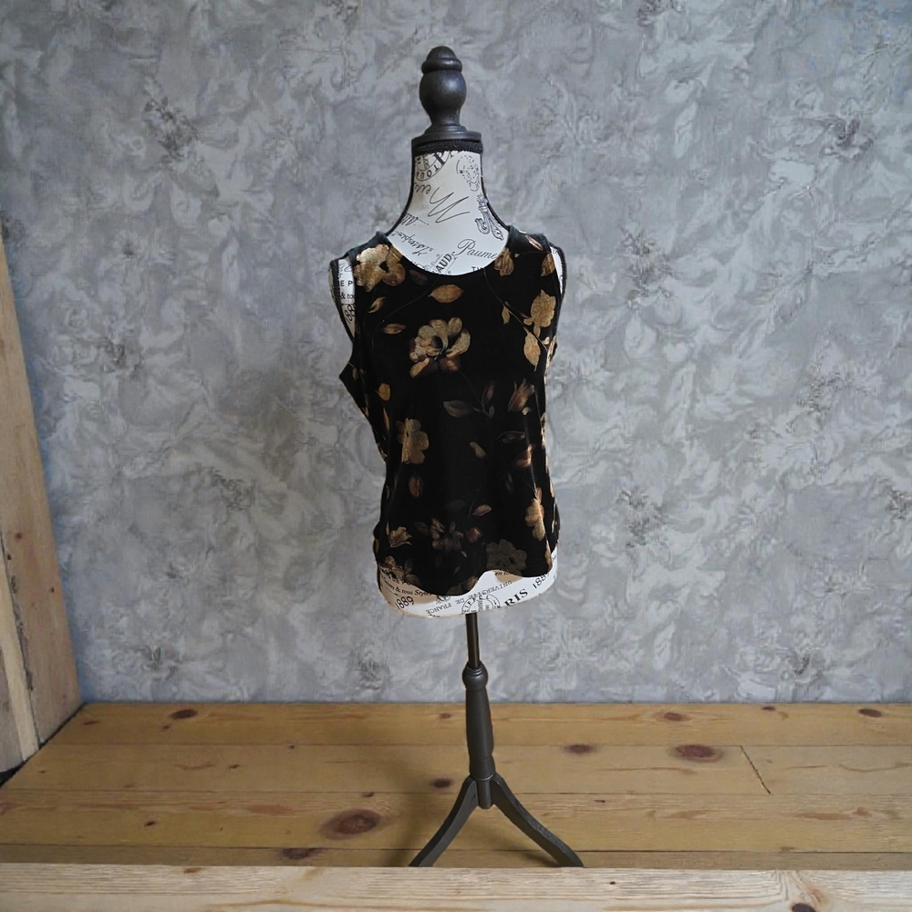 Petite Sophisticate Black and Gold Floral Tank Top